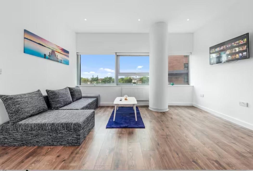 Апартаменты Airy 2Br Flat Delta London Dp332 Кройдон Экстерьер фото